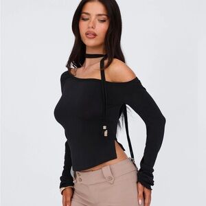 Tiger Mist Black Metta top